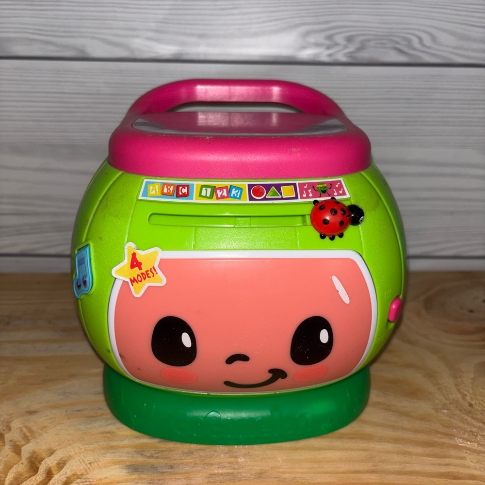 Interactive Learning Toy with Music and Lights